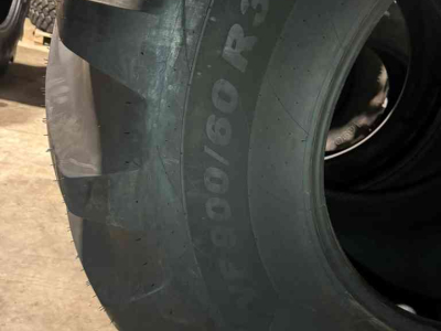 Räder, Reifen, Felgen & Distanzringe Michelin VF 900/60R38 Cere x bib