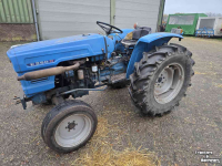 Schlepper / Traktor Hinomoto ED 25 30PK tractor 4wd
