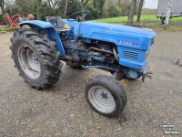 Schlepper / Traktor Hinomoto ED 25 30PK tractor 4wd