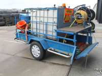 Autoanhänger bis 3500 Kg  Spuitaanhanger enkelas met IBC watertank en slanghaspels