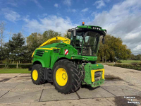 Feldhäcksler John Deere 8600 40 Km Korrelkneuzer Airco 4 WD Harvester Claas