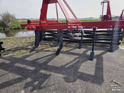 Grubber  Cultivator