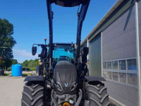 Schlepper / Traktor Valtra T 175 EA
