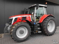 Schlepper / Traktor Massey Ferguson 7S.190