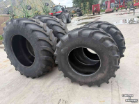 Räder, Reifen, Felgen & Distanzringe Vredestein Traxion 600/70R30 en 710/70R42