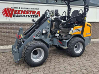Radlader Giant G2500HD