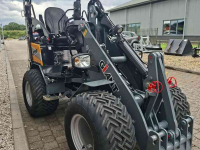 Radlader Giant G2500HD