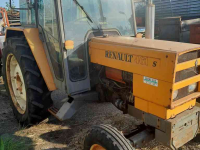 Schlepper / Traktor Renault 461s