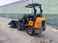 Radlader  Giant D263SW