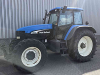 Schlepper / Traktor New Holland TM175