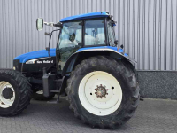 Schlepper / Traktor New Holland TM175