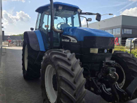 Schlepper / Traktor New Holland TM175