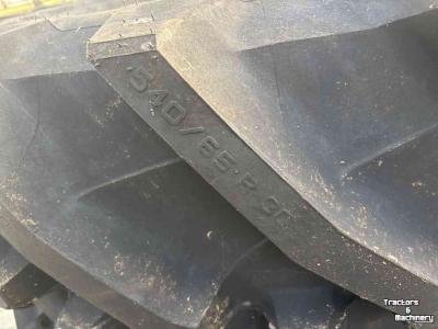 Räder, Reifen, Felgen & Distanzringe Trelleborg 540/65R30 TM800 99%