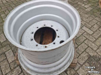 Räder, Reifen, Felgen & Distanzringe Massey Ferguson Velgen 28X20 Inch