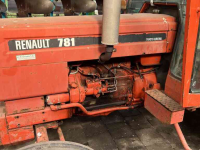Schlepper / Traktor Renault 781