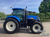 Schlepper / Traktor New Holland T7030