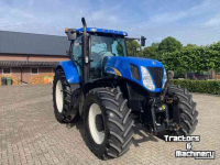 Schlepper / Traktor New Holland T7030