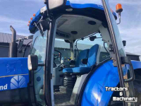 Schlepper / Traktor New Holland T7030