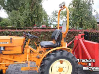 Gartentraktoren Holder P60 Compact Tractor + Bak + Weidesleep