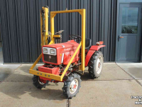 Gartentraktoren  Eastern 184-4 minitrekker minitractor met hydraulische zij-arm (maaiarm)
