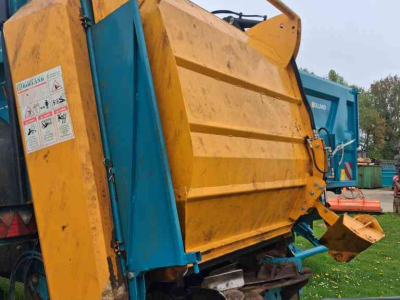 Stalldungstreuer Rolland rf 6115