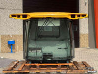Mähdrescher New Holland Kabine voor CR  Parts nr:47446245