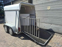 Viehwagen Van Der Sluis Ponytrailer veetrailer schapentrailer paardentrailer trailer