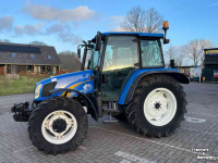 Schlepper / Traktor New Holland TL90A