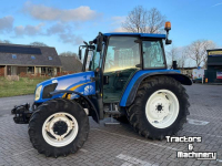 Schlepper / Traktor New Holland TL90A