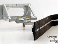Gülleschieber Qmac Rubber manure scraper hookup Bobcat