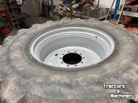 Räder, Reifen, Felgen & Distanzringe Bridgestone 710/70r38 VT-Tractor VF 45mm