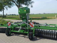 Grünlandverbesserer  Agriwir grass plus graslandverbeteraar, doorzaaimachine cambridgewals
