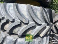 Räder, Reifen, Felgen & Distanzringe Vredestein 710/70R38 + 600/65R28