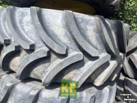 Räder, Reifen, Felgen & Distanzringe Vredestein 710/70R38 EN 600/65R28 wielen
