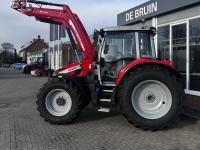 Schlepper / Traktor Massey Ferguson 5S.135