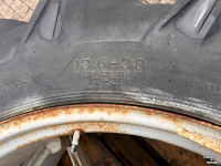 Räder, Reifen, Felgen & Distanzringe Vredestein 13.6R38 dubbellucht