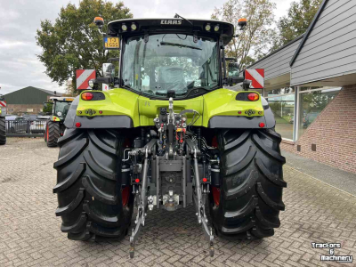 Schlepper / Traktor Claas Arion 630 CMATIC