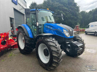 Schlepper / Traktor New Holland T 5.100