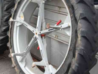 Räder, Reifen, Felgen & Distanzringe Molcon 12.4R46