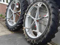 Räder, Reifen, Felgen & Distanzringe Molcon 12.4R46