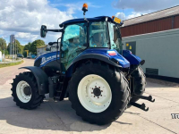 Schlepper / Traktor New Holland T 5.115 DC
