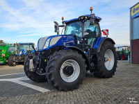Schlepper / Traktor New Holland T7.270 AutoCommand New Gen