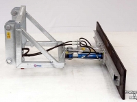 Sonstiges Stall- und Melkmaschinen und Zubehör Qmac Modulo Gummischieber 1800mm 180cm Anbau Terex