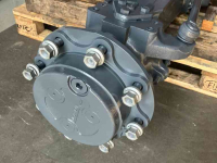 Diverse neue Teile Carraro 26.16