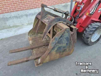 Radlader Schäffer 217