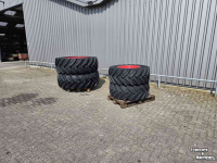 Räder, Reifen, Felgen & Distanzringe Trelleborg 540/65R34  75% + 440/65R24 75%