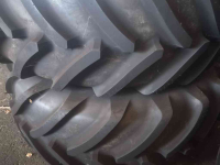 Räder, Reifen, Felgen & Distanzringe Michelin 600/70R30 + 710/70R42