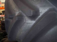 Räder, Reifen, Felgen & Distanzringe Michelin 600/70R30 + 710/70R42