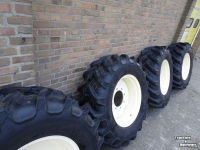 Räder, Reifen, Felgen & Distanzringe BKT 380/70R24