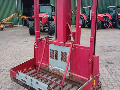 Siloblockschneider BVL Megastar 170 kuilvoersnijder met lift